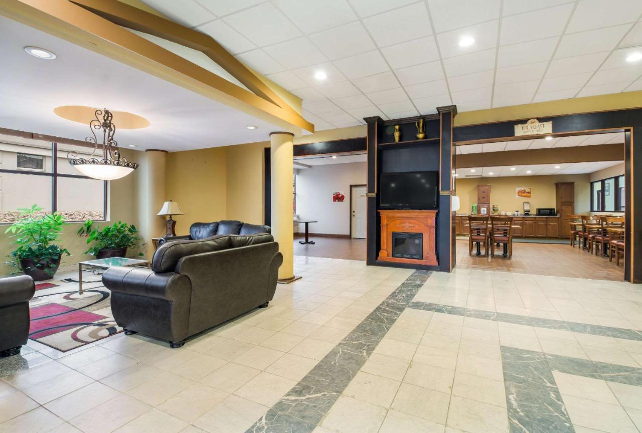 Suburban Studios Buffalo Airport Cheektowaga Bagian luar foto