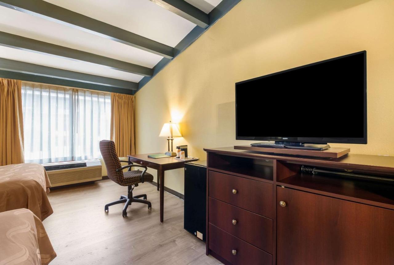 Suburban Studios Buffalo Airport Cheektowaga Bagian luar foto